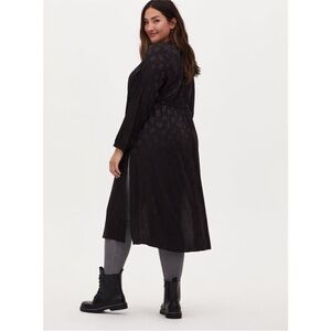 Torrid Black Long Sleeve skull Duster